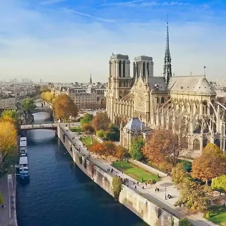 Heart Of Saint-germain Only 3 Minutes From The Amaizing Luxembourg Gardens Apartment *