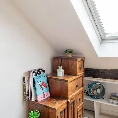 Heart Of Saint-germain Only 3 Minutes From The Amaizing Luxembourg Gardens Appartamento Parigi
