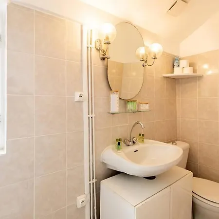 Appartamento Heart Of Saint-germain Only 3 Minutes From The Amaizing Luxembourg Gardens
