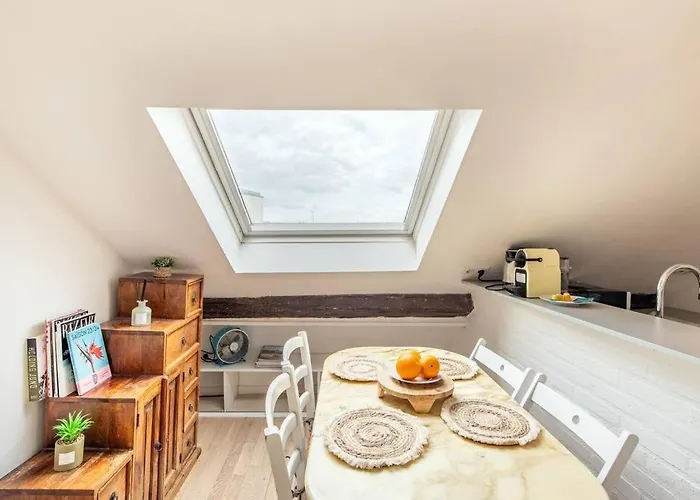 Heart Of Saint-germain Only 3 Minutes From The Amaizing Luxembourg Gardens Lägenhet