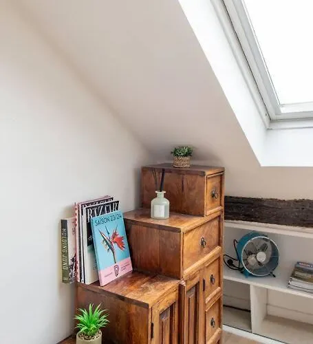 Heart Of Saint-germain Only 3 Minutes From The Amaizing Luxembourg Gardens Lägenhet Paris