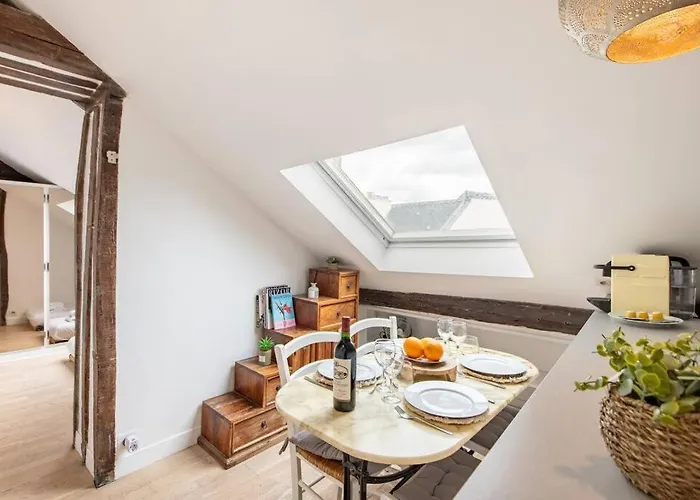 Lägenhet Heart Of Saint-germain Only 3 Minutes From The Amaizing Luxembourg Gardens