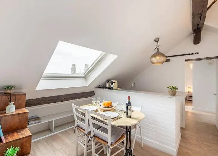 Heart Of Saint-germain Only 3 Minutes From The Amaizing Luxembourg Gardens Paris