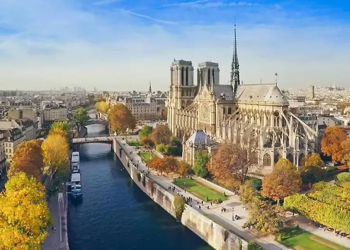 Heart Of Saint-germain Only 3 Minutes From The Amaizing Luxembourg Gardens Lägenhet *