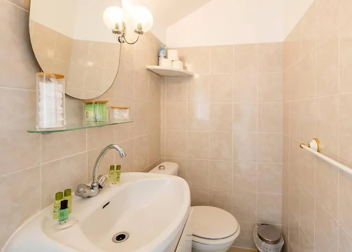 Heart Of Saint-germain Only 3 Minutes From The Amaizing Luxembourg Gardens Lägenhet *